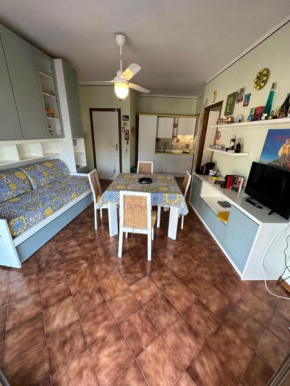 Roberto House Beach - Taormina Mare Giardini Naxos